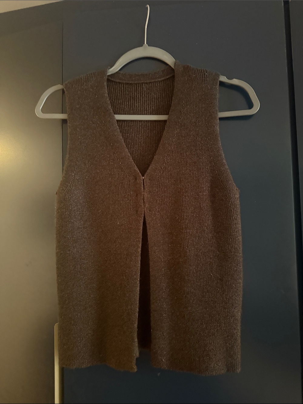 Cozy Brown Knit Sleeveless Cardigan Vest nwot